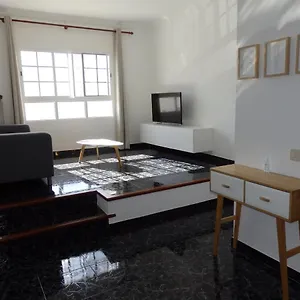 https://tonis.in-canary-islands.com