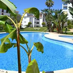 https://luxury-garden-apartment-walking-distance-to-the-sea.1costadelsol.com